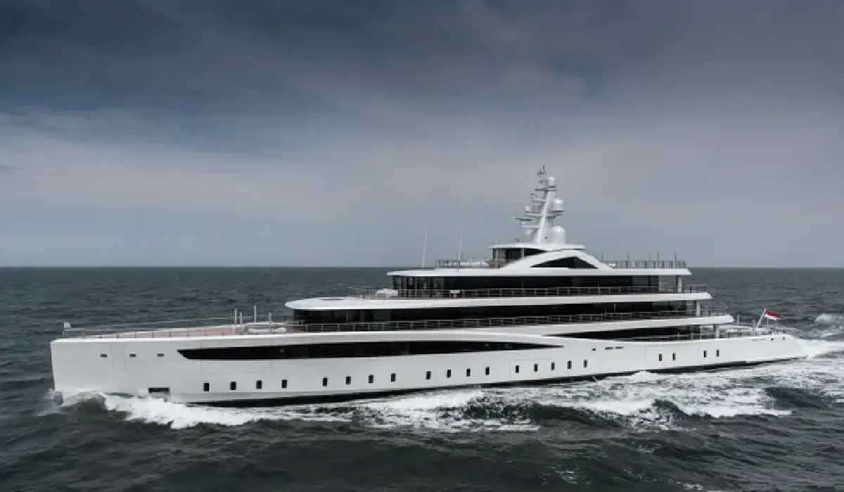 Feadship - Viva - Luxury Yacht Charter - Preowned Luxury Yachts - Exclusive Concierge Club.webp